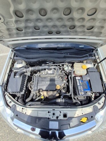Opel Astra-12