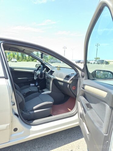 Opel Astra-10