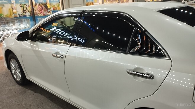 Toyota Camry-10