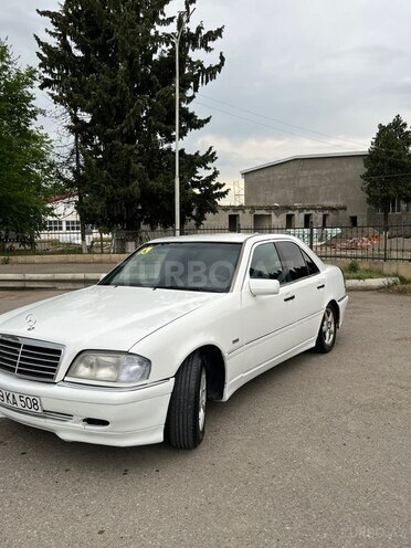 Mercedes C 180-3