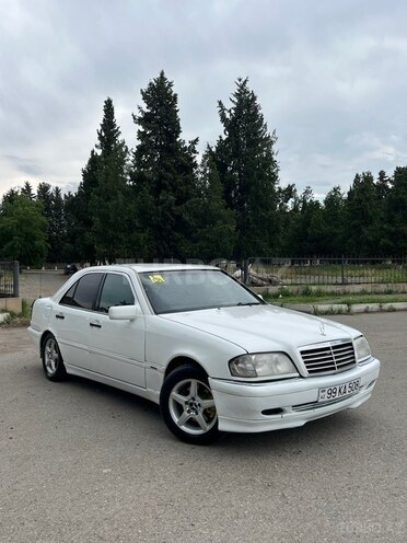 Mercedes C 180-2