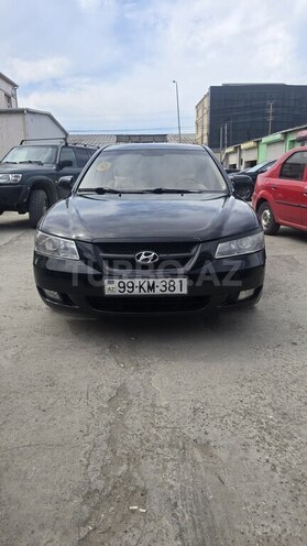Hyundai Sonata-1