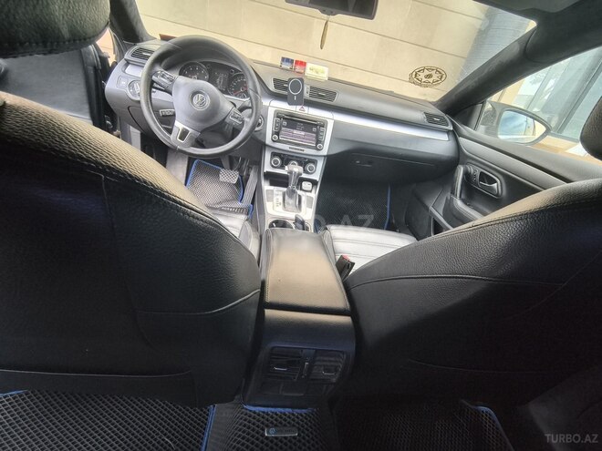Volkswagen Passat CC-4