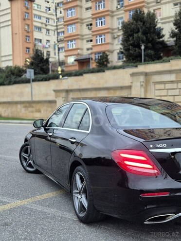 Mercedes E 300-3