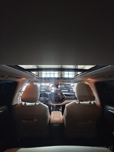 Toyota Highlander-6