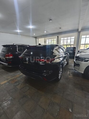 Toyota Highlander-4