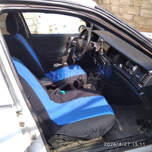 Opel Vectra-4