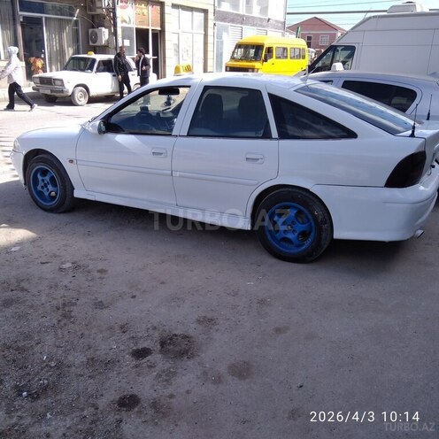 Opel Vectra-6