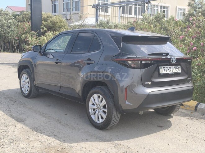 Toyota Yaris Cross-17