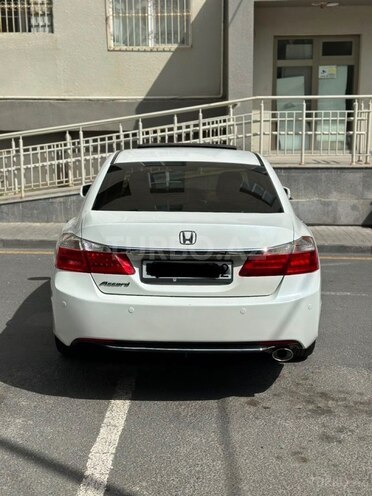 Honda Accord-5