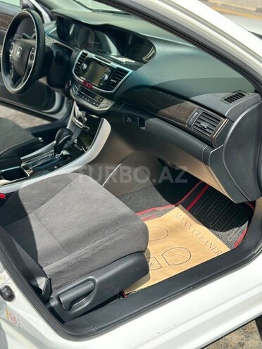 Honda Accord-16