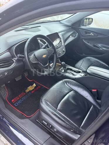 Chevrolet Malibu-12