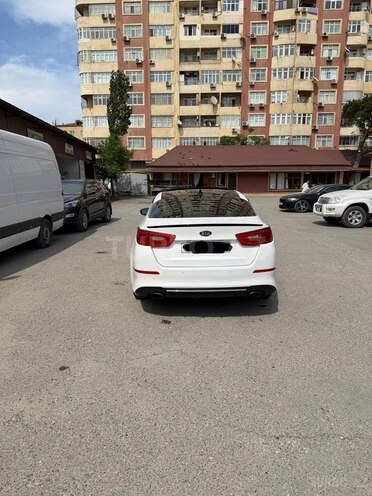 Kia Optima-4