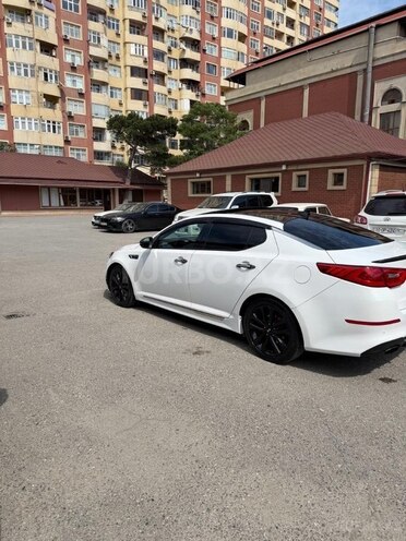 Kia Optima-5