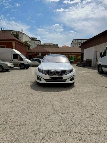 Kia Optima-1