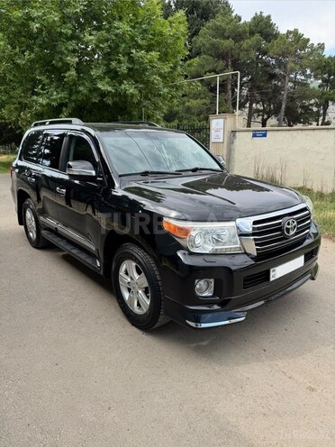 Toyota Land Cruiser-2