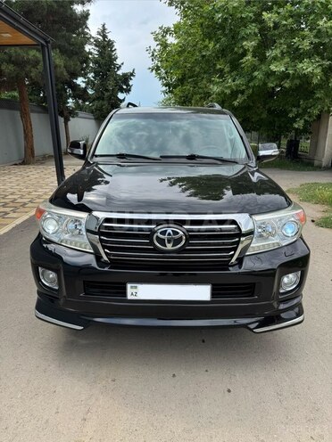 Toyota Land Cruiser-4