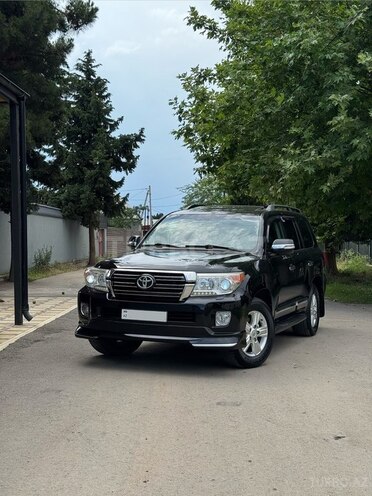 Toyota Land Cruiser-5