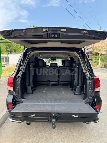 Toyota Land Cruiser-18