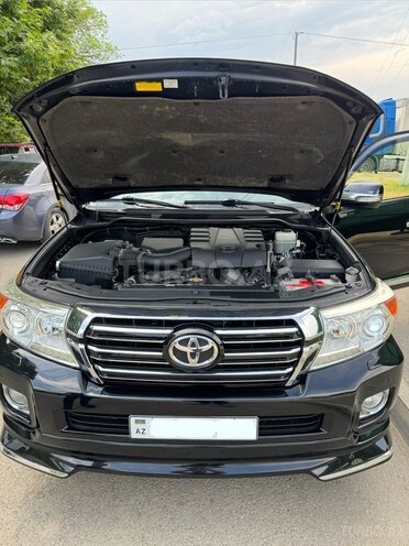 Toyota Land Cruiser-21