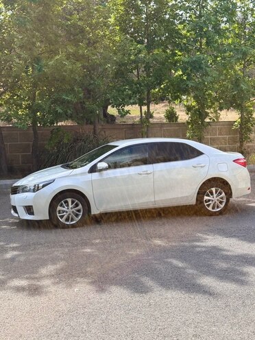 Toyota Corolla-3