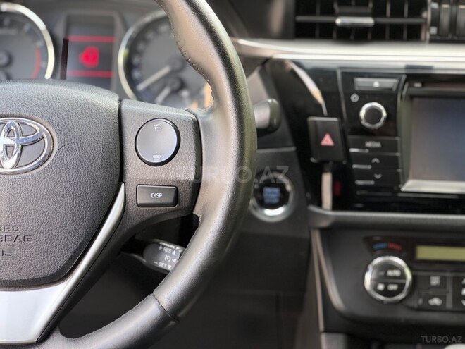 Toyota Corolla-12