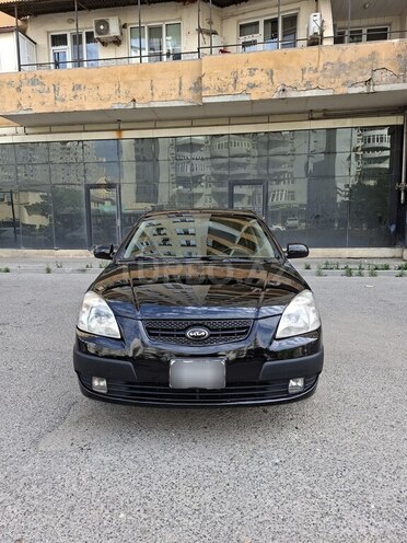 Kia Rio-1