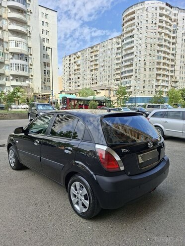 Kia Rio-6