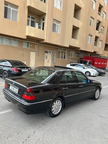 Mercedes C 220-7