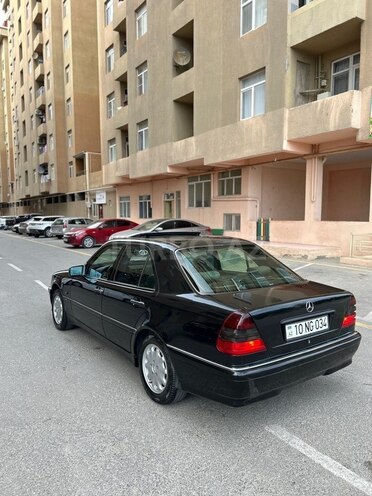 Mercedes C 220-8