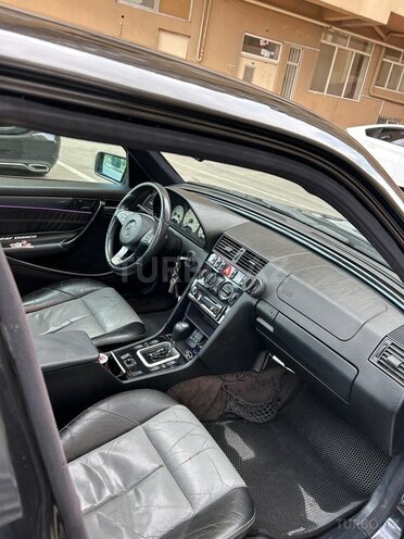 Mercedes C 220-17