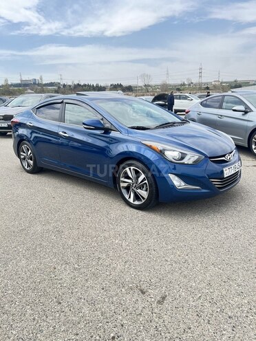 Hyundai Elantra-2