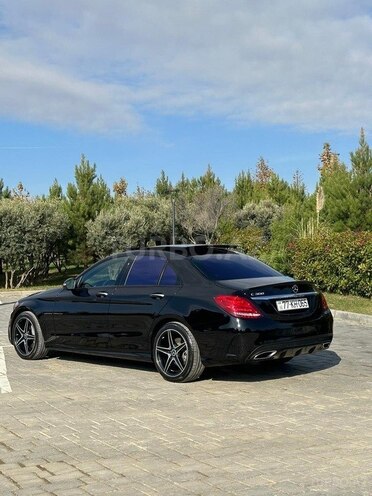 Mercedes C 300-10