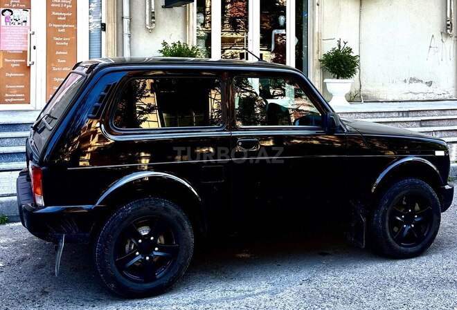 LADA (VAZ) Niva-6