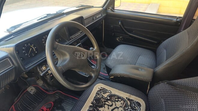 LADA (VAZ) 2107-8