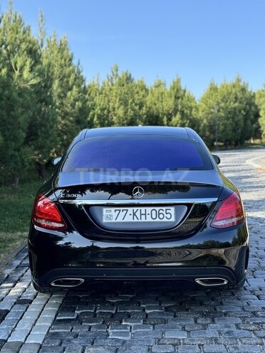 Mercedes C 300-8