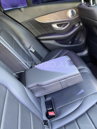 Mercedes C 300-18