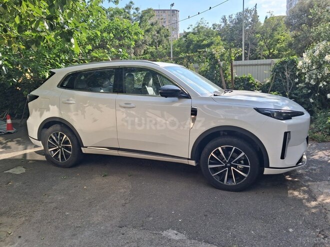 Changan Qiyuan Q05-2