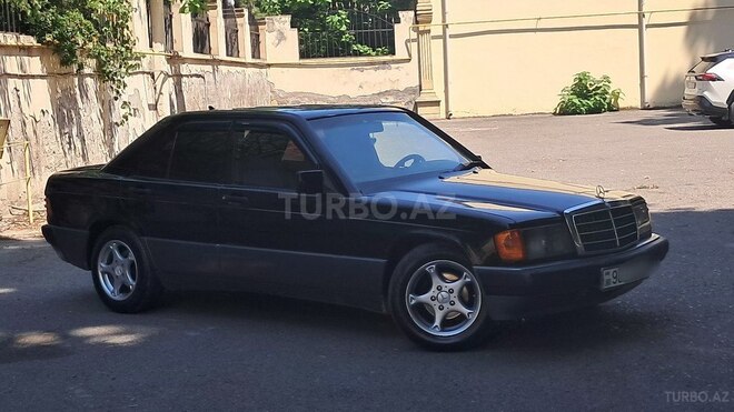 Mercedes 190-3