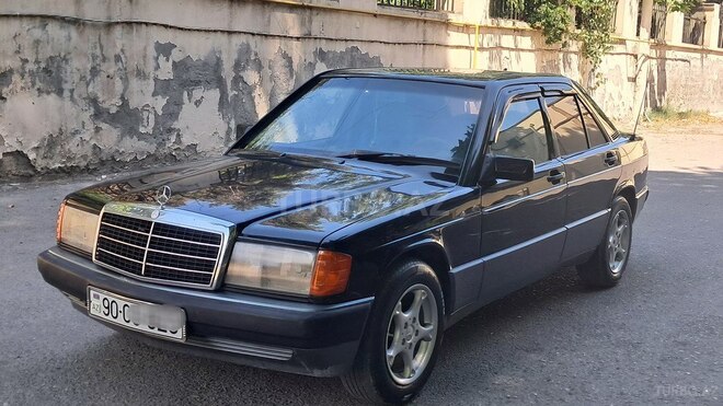 Mercedes 190-7