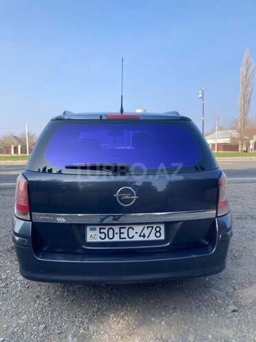 Opel Astra-2