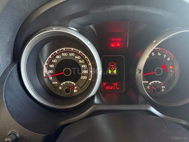 Mitsubishi Pajero-18