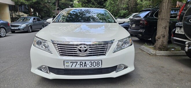 Toyota Camry-1