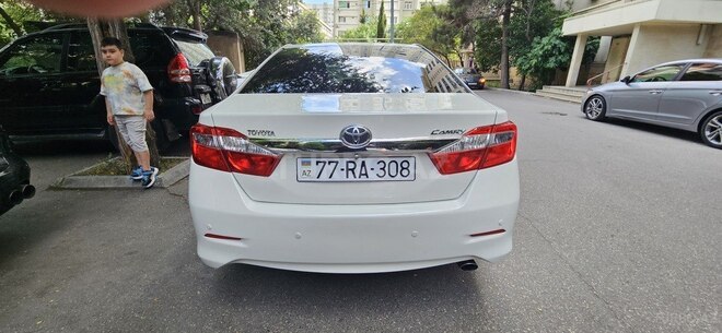 Toyota Camry-2