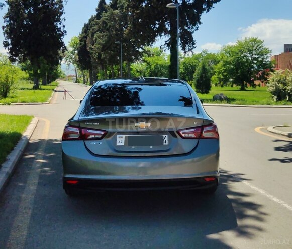 Chevrolet Malibu-3