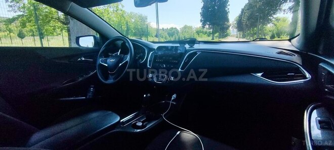 Chevrolet Malibu-8