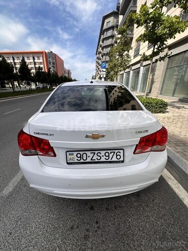 Chevrolet Cruze-9