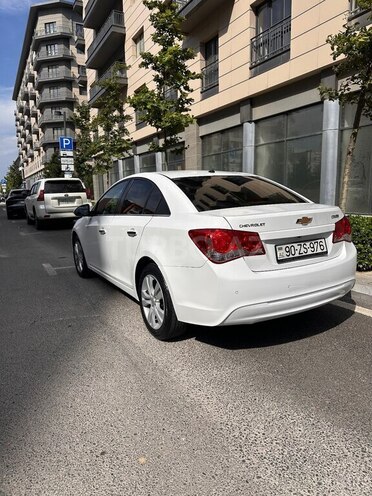 Chevrolet Cruze-14