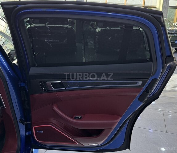 Porsche Panamera Turbo-15