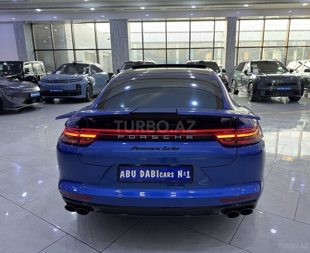 Porsche Panamera Turbo-7